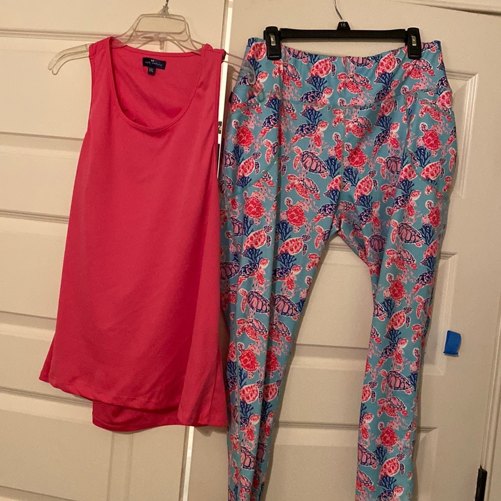 Summer is here! Simply southern sea turtles leggings AND SPORTS TOP